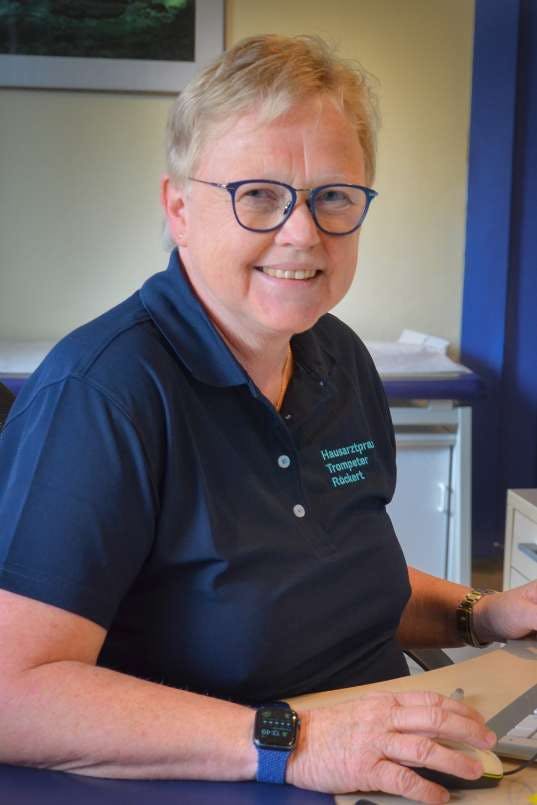 Dr. Angelika Trompeter