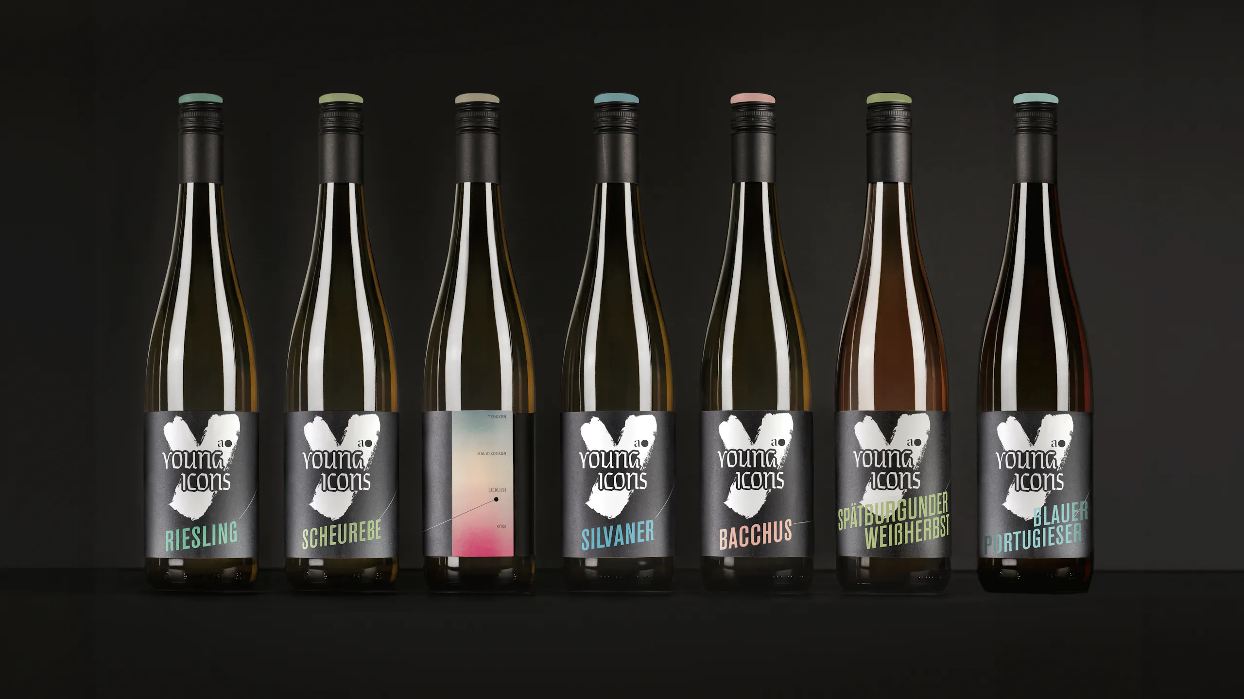 Young-Icons-ao-Serie_dunkel.png